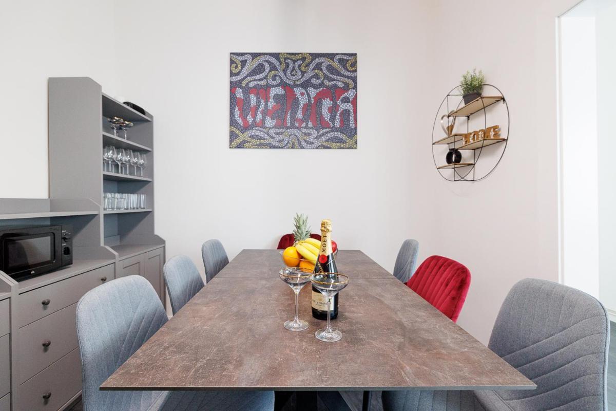 New Shalalaliving Vienna Spacious Home For Family & Friends Eksteriør bilde